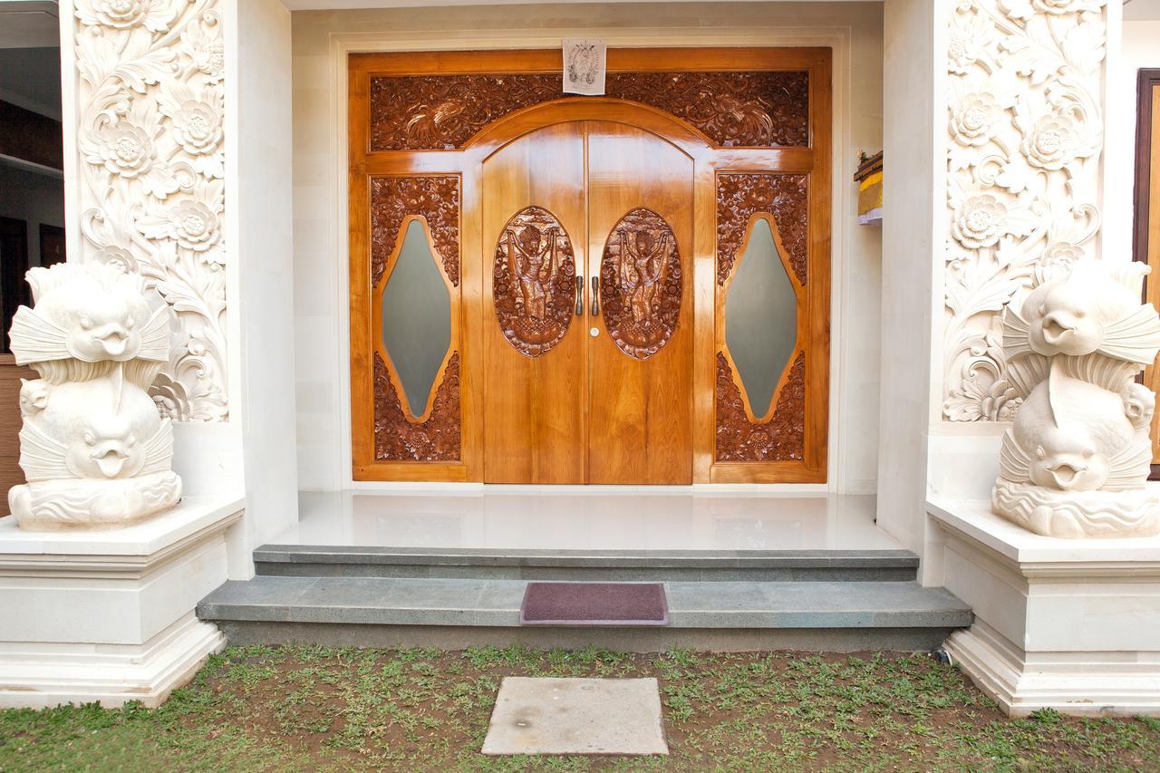 A Guest House Kuta Kuta Lombok Exterior foto